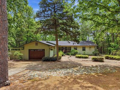 235 Robinhood Trl