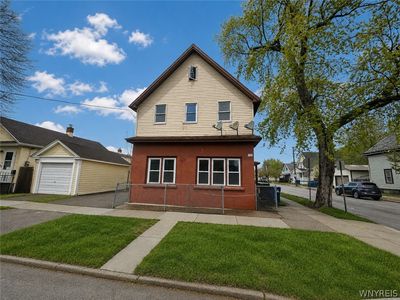 122 Austin St