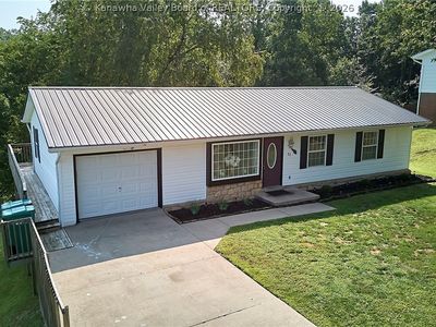 Property at 51 Cambridge Dr, Culloden, WV