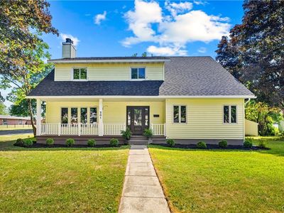 201 Maple St