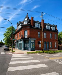 3401 Chippewa St