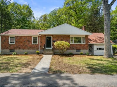 10 Roberta Rd