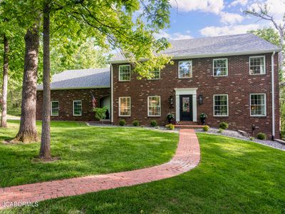 732 Hobbs Rd