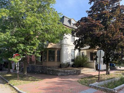 31 Deering Street