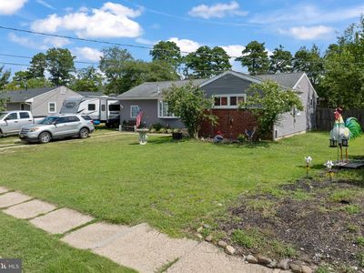 59 Holly Blvd