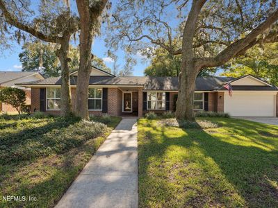 9470 BEAUCLERC COVE Lane