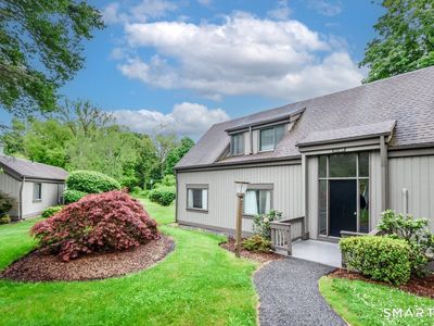 502 Heritage Village #A