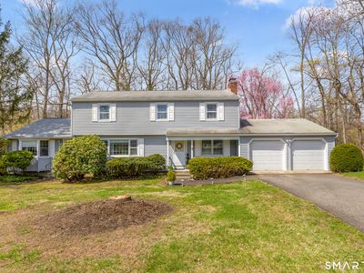 10 North Hearthstone Drive