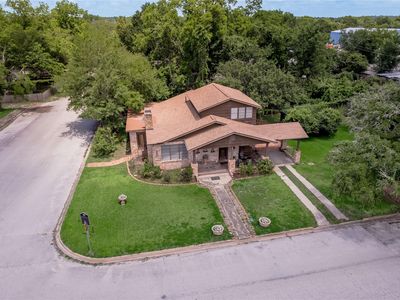 Property at 100 W Caroline St, Trinity, TX