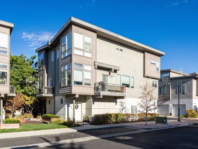 7748 S Rooftop Dr W