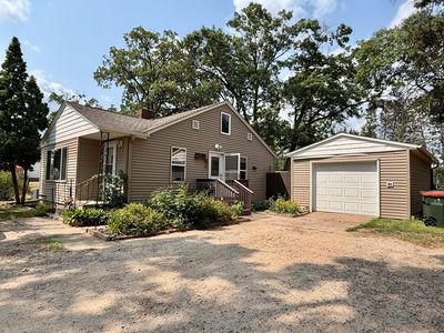 5648 Fairview Rd