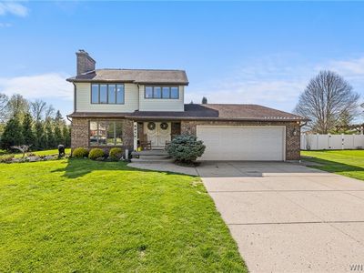 8954 Candlewood Ln