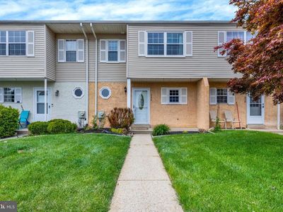 330 Carlyn Ct