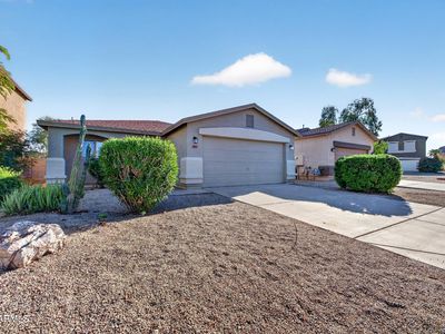 907 E COWBOY COVE Trail