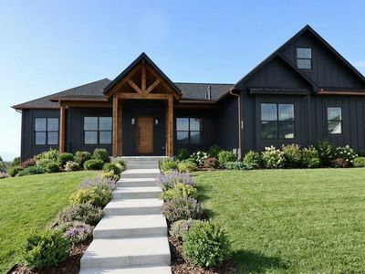 The Lodge Plan, Peach Springs