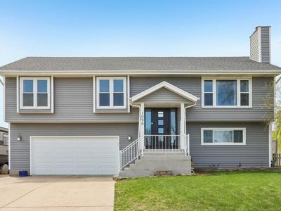 1096 East Libby COURT