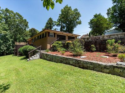 Property at 304 Westview Dr, Rossville, GA