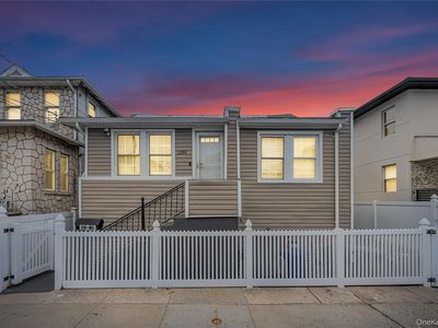 1381 Chandler Street