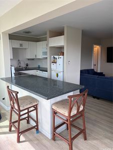 2609 Ala Wai Blvd APT 601
