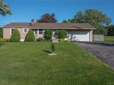 Property at 6463 Ward Rd, Sanborn, NY