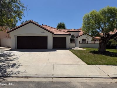 40043 Tilbury Dr