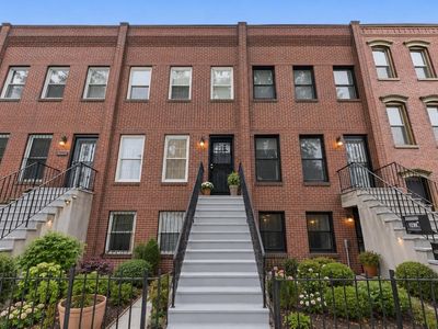 199 York St