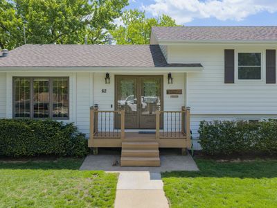 62 Lakewood Villa St