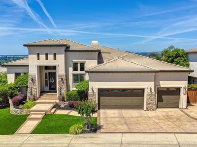 1752 Lake Vista Way