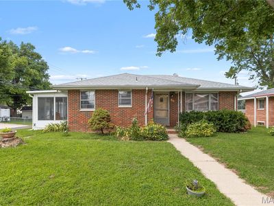 83 Harnett Ave