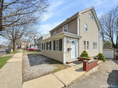 707 Hope Street