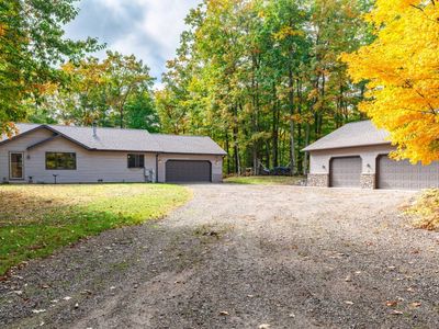 8313 Kickshoe Ln
