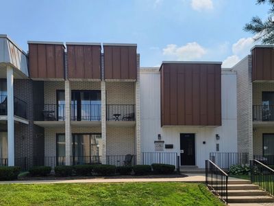 4123 W 98th St APT C