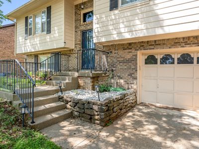 445 Pasadena Dr