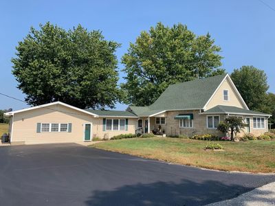 5229 E 150 N