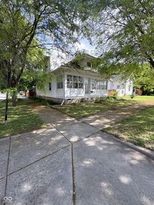 2000 Schuyler Ave