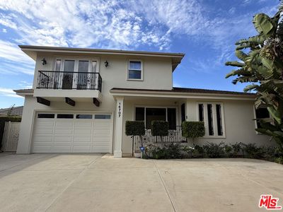 14707 W Sunset Blvd
