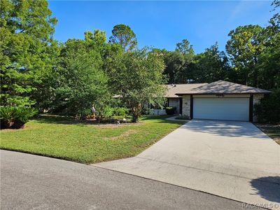 14 Sycamore Ct E