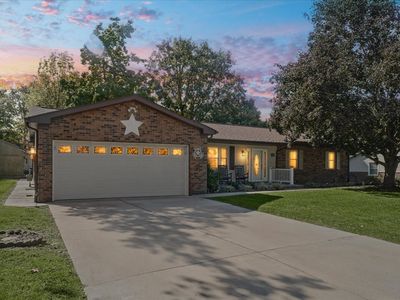 Property at 206 Cherokee Dr, Georgetown, IL