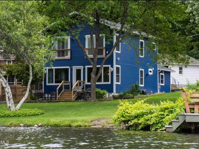 90 W Shore Drive