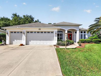 20606 Queen Alexandra Dr