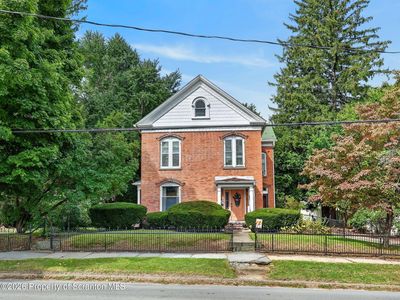 129 Bridge St