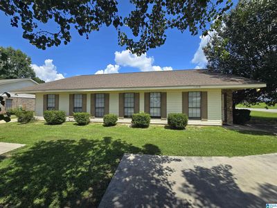 1126 Temple Cir