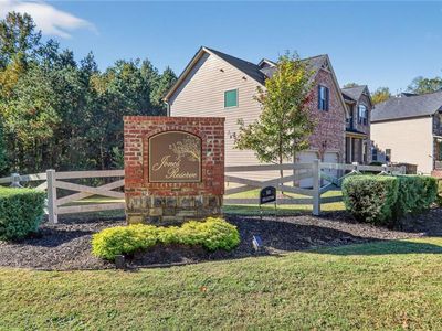 5275 Jones Reserve Walk