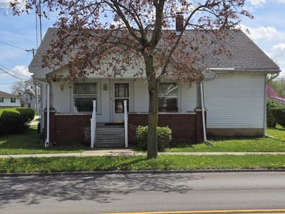103 E Fremont St