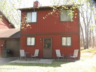 12 Pheasant Place