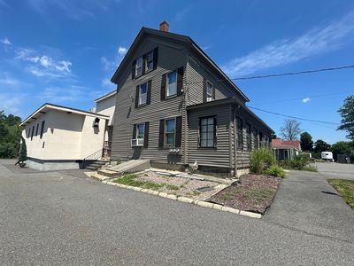 826 Broadway