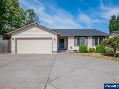 2502 Waverly Ct SE