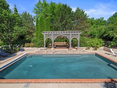 1168 Mary Hill CIRCLE