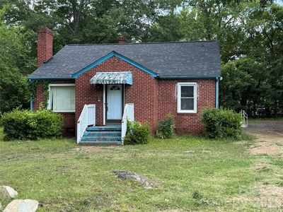 945 S Confederate Ave