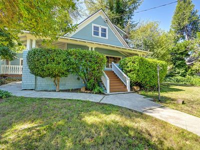 131 Race St